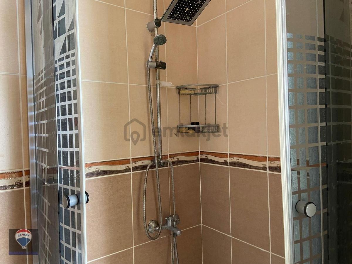 Ege Mahallesinde Deniz Manzaralı Ara Kat Kiralık Daire - 11