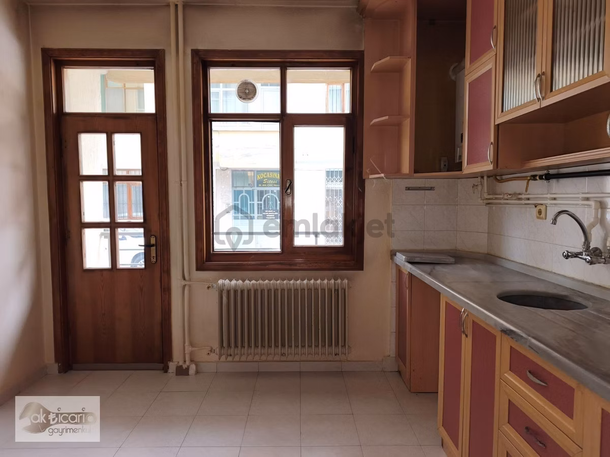 Araplar Akcami Yanında Satılık Daire - 22