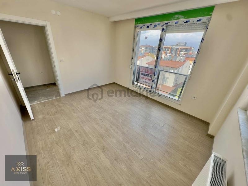 Altıntaş İskanlı Havuzlu Satılık 2+1 Daire - 31