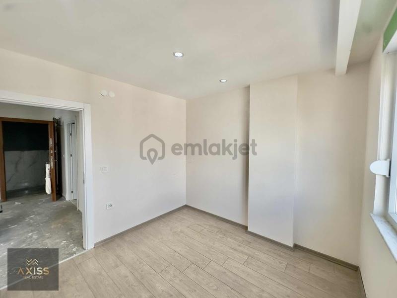 Altıntaş İskanlı Havuzlu Satılık 2+1 Daire - 19