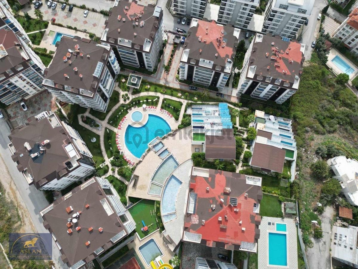 Alanya Cikcilli Another World'de Ebeveyn Banyolu Geniş 1+1 - 3