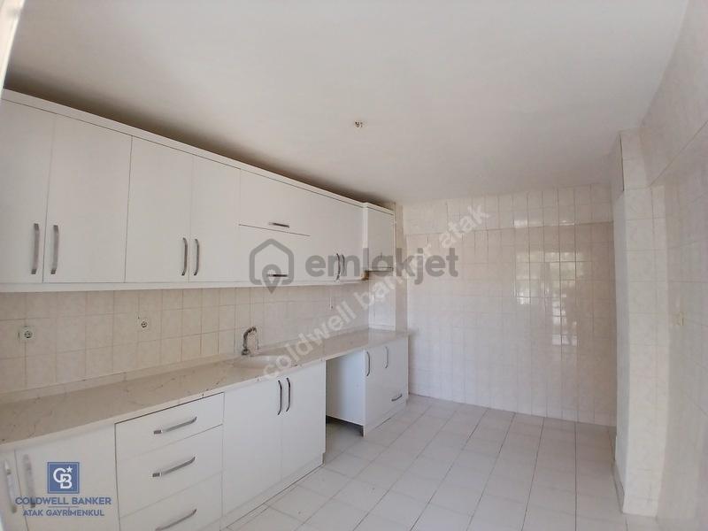 Güzelyalı'da Satılık 2+1 Daire, 80m², Merkezi Konum - 24