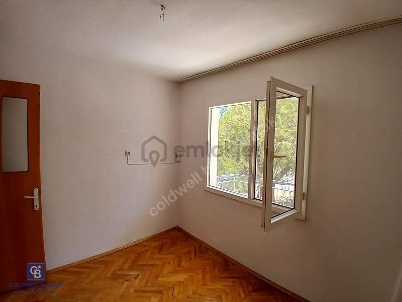 Güzelyalı'da Satılık 2+1 Daire, 80m², Merkezi Konum - 16