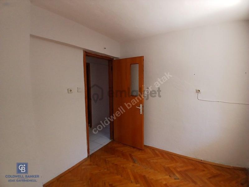 Güzelyalı'da Satılık 2+1 Daire, 80m², Merkezi Konum - 17