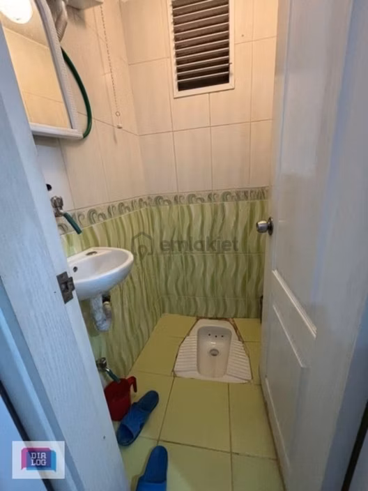 Kat Mülkiyetli Krediye Uygun Ara Kat 2+1 Merkezi Konumda - 9