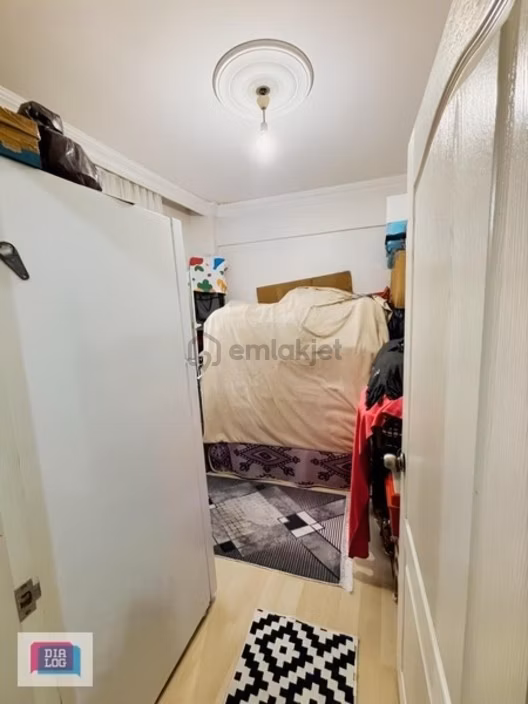 Kat Mülkiyetli Krediye Uygun Ara Kat 2+1 Merkezi Konumda - 5