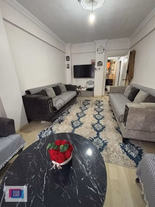 Kat Mülkiyetli Krediye Uygun Ara Kat 2+1 Merkezi Konumda - 2