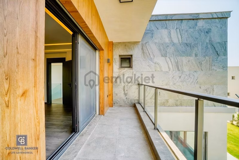 Sasalıda 5+1 Müstakil Havuzlu Kiralık Villa - 25