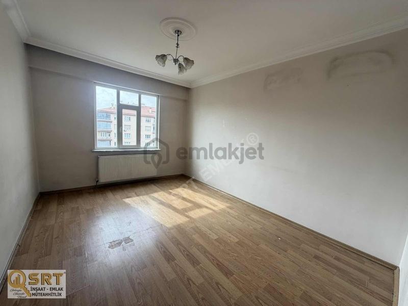 Geniş Ferah Ara Kat 3+1 - 23