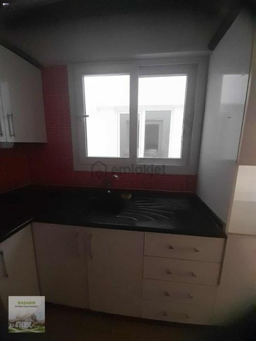 Hatay'da Sahile Caddeye Yakın Ara Kat 3 + 1 Daire - 18