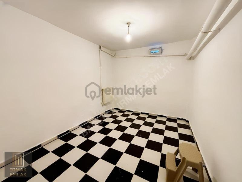 Irmak Emlak-bağlıca'da Site İçinde Kiralık 5+2 Villa - 26