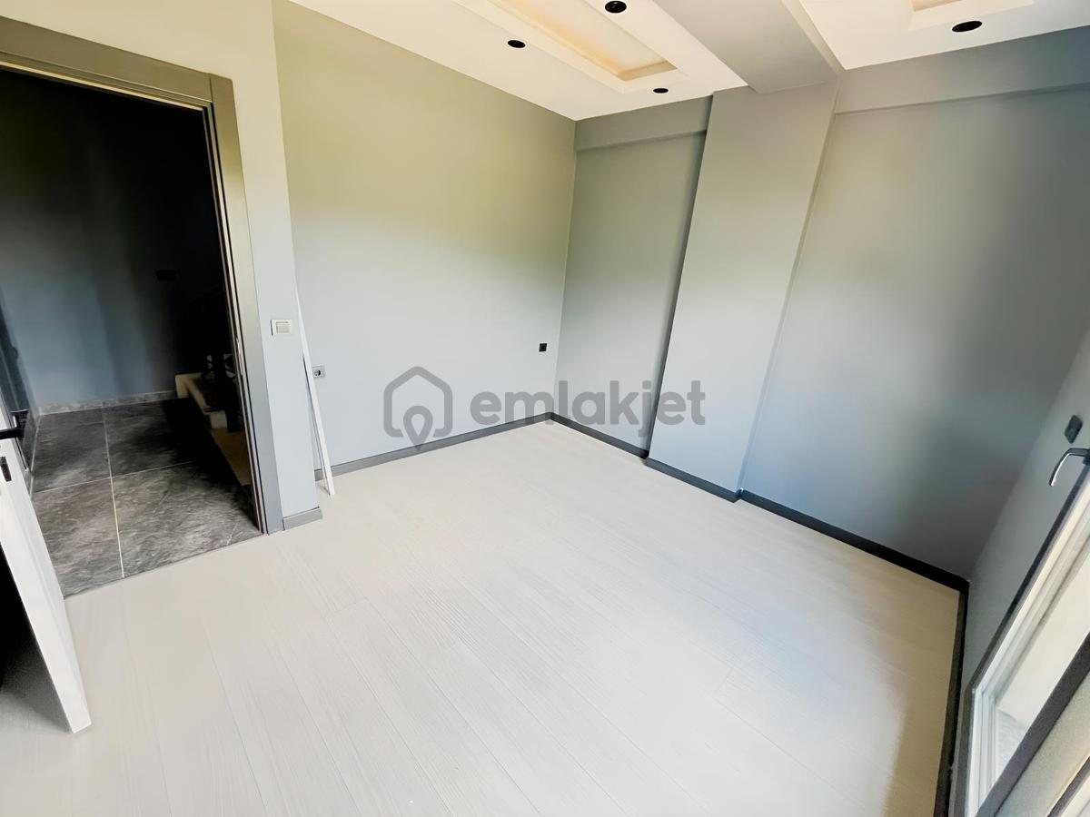 Gökçenden Denize 600mt Mesafe'de Şık Tasarımlı 3+1villa!!! - 11
