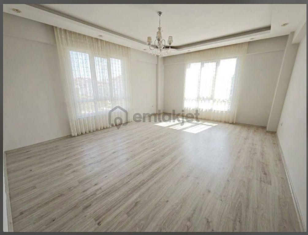 Özgürden, Güngör Caddesi Arkası Kiralık 3+1 Daire - 32