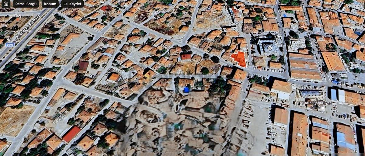 Mükemel Konumda Köşe Başı Ticari + Konut Arsası Satlık - 23