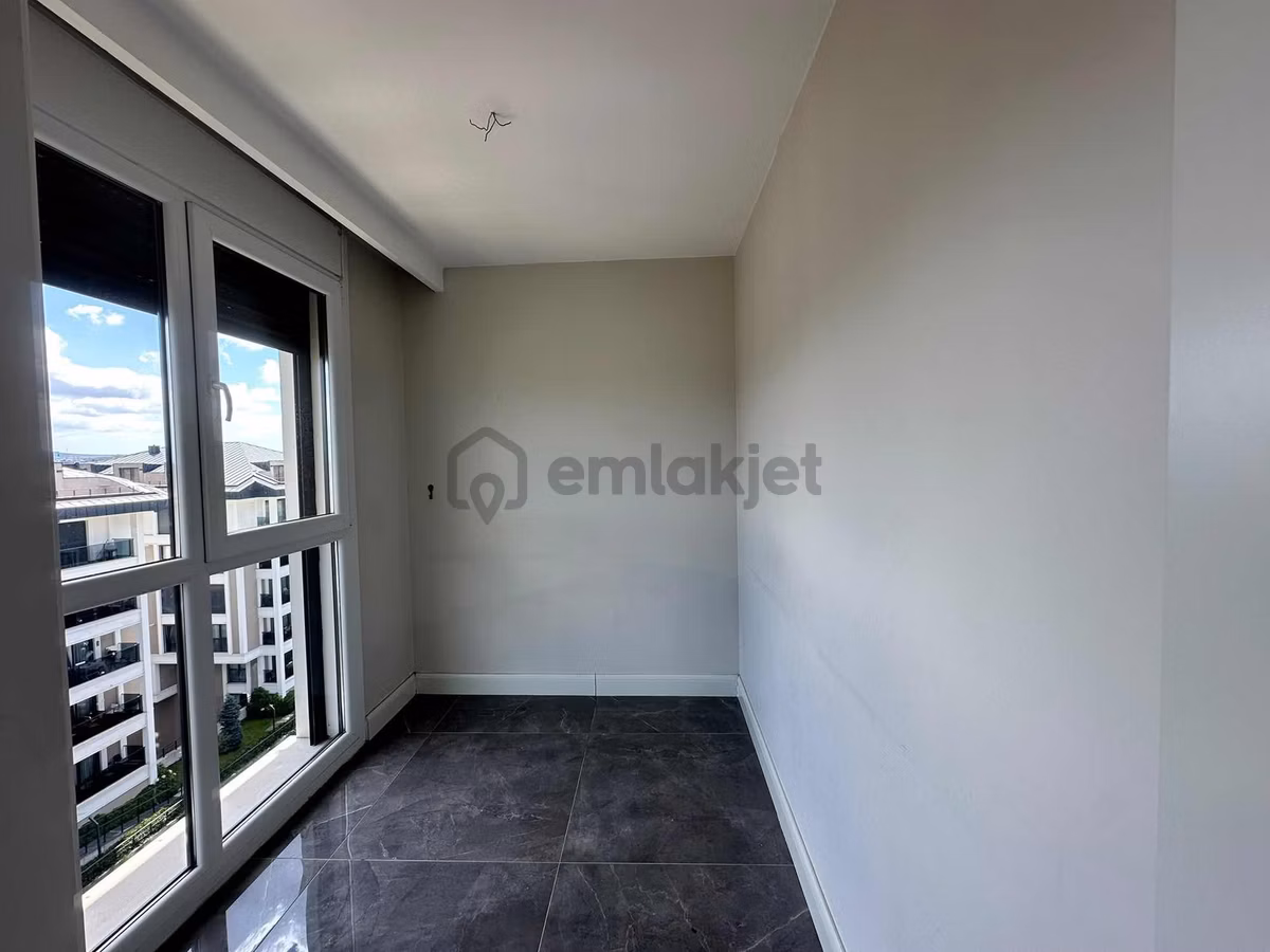 Ells Çengelköy'de Satılık 3.5+1 Dubleks Çatı Katı Daire! - 14