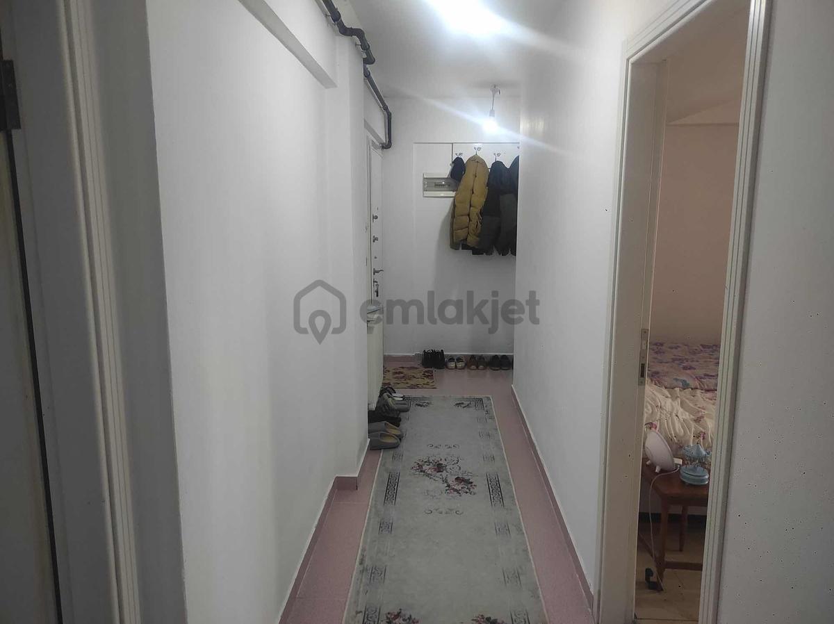 Esenevler De Eşyalı 2+1 - 13