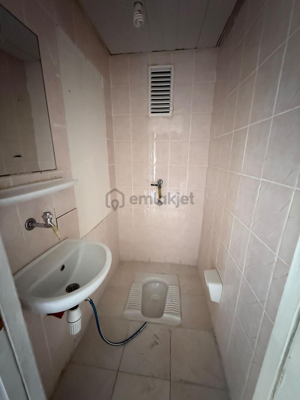 Kiralık Yüksek Girişli Toki Dairesi - 11