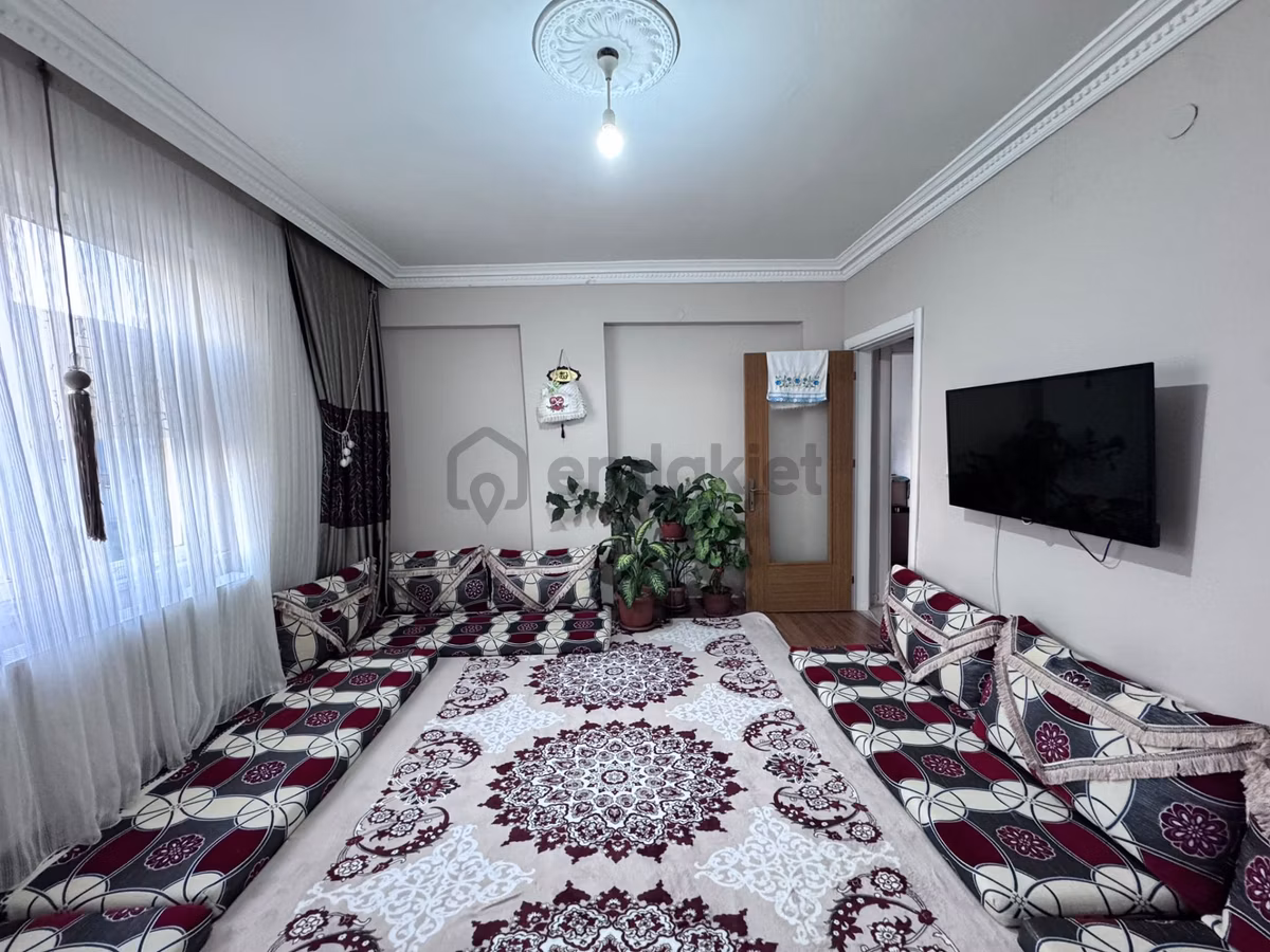 Az-er Yapı'dan 2 Daire Üzeri Ön Cephe Köşe Başı Kombili Satılık 2+1 Daire!!!