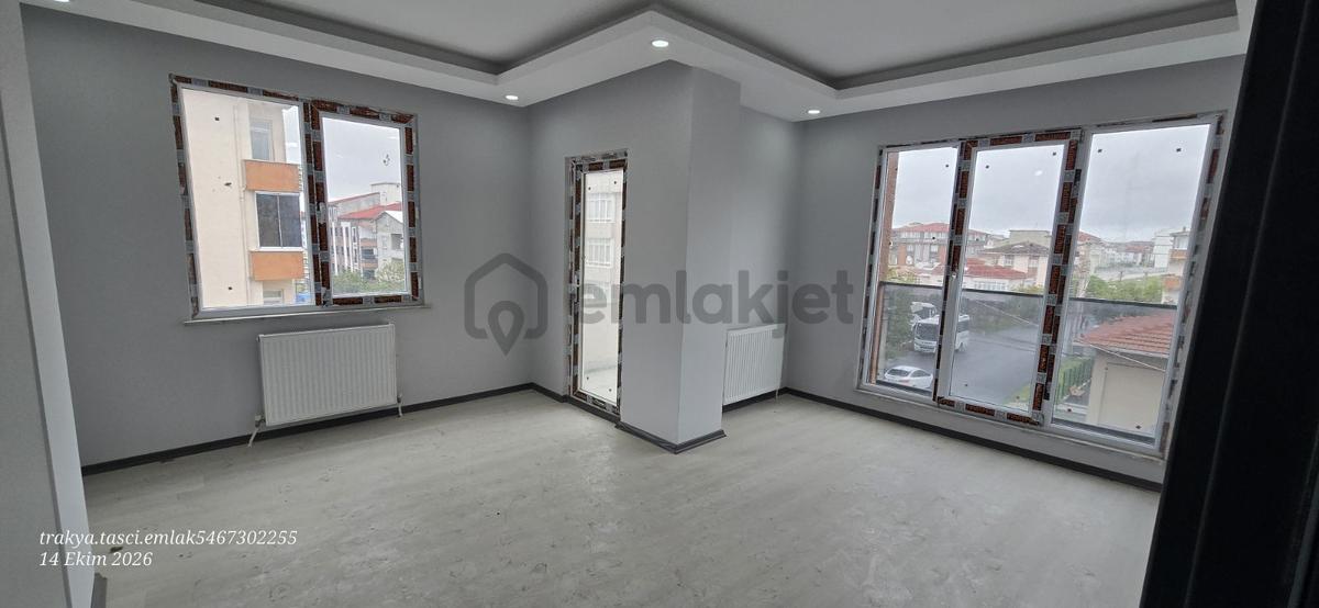 Satılık 2.kat Köşe Başı Ön Cepheli Daire - 9