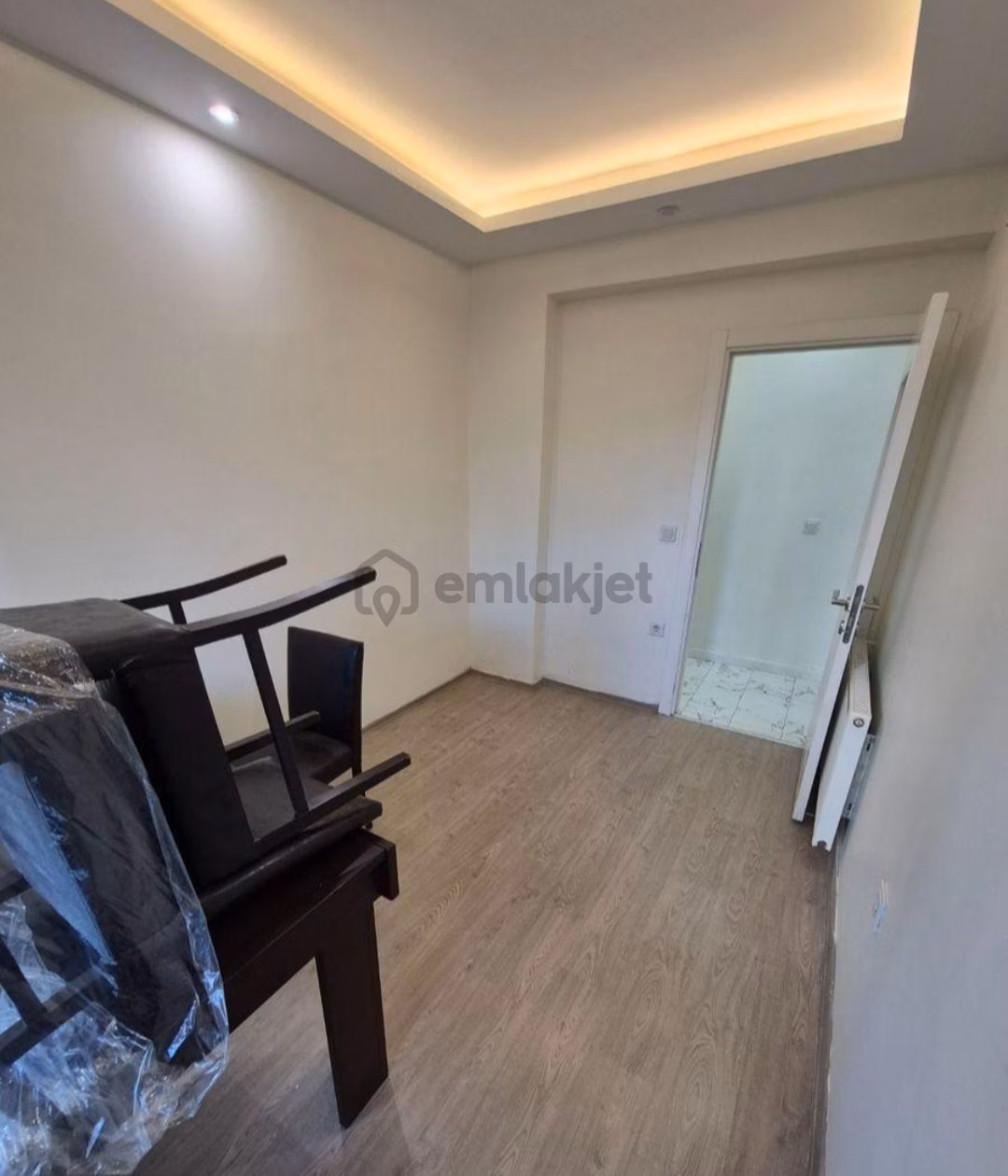 Mithatpaşa Yeni Yapı Yüksek Girişli 2+1 - 12