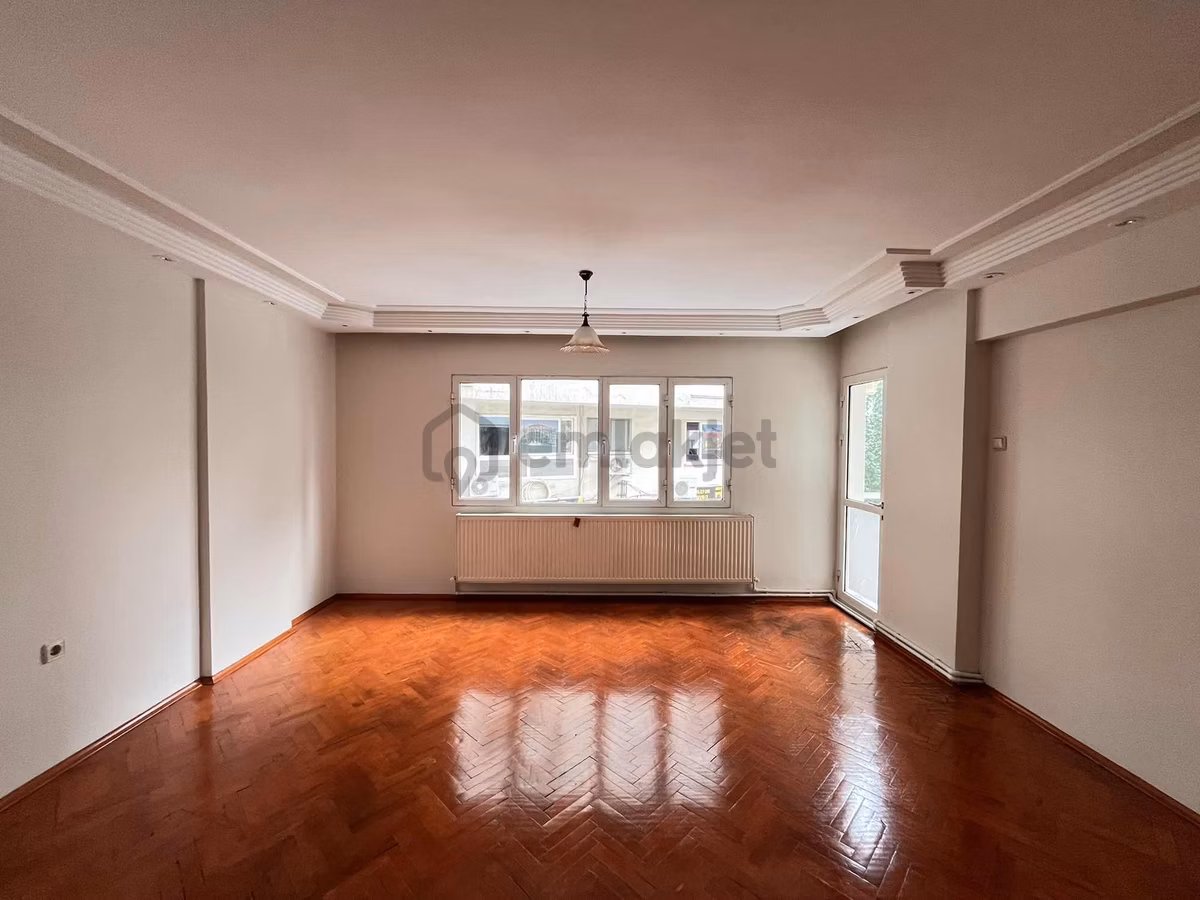 Bornova Merkezde Konforlu Yaşam Tadilatlı, Çift Cephe Kiralık3+1 - 15