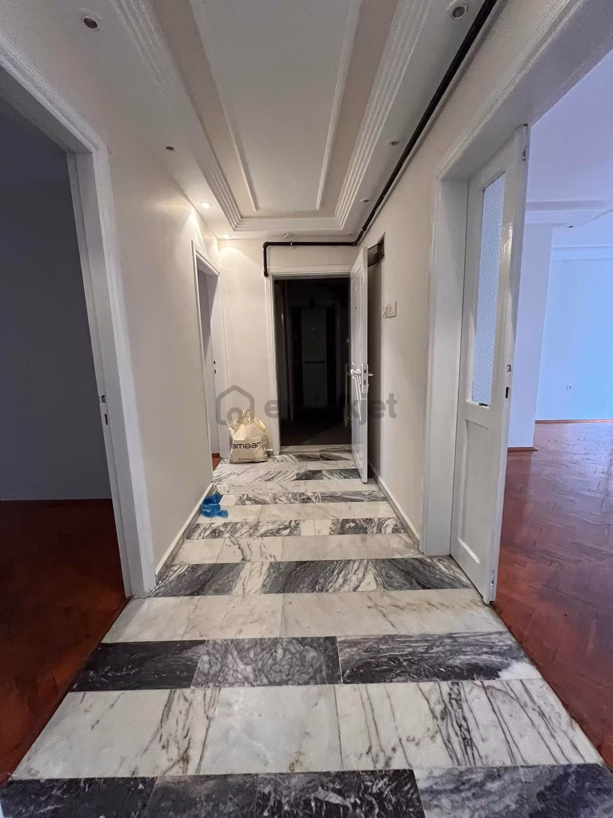 Bornova Merkezde Konforlu Yaşam Tadilatlı, Çift Cephe Kiralık3+1 - 33
