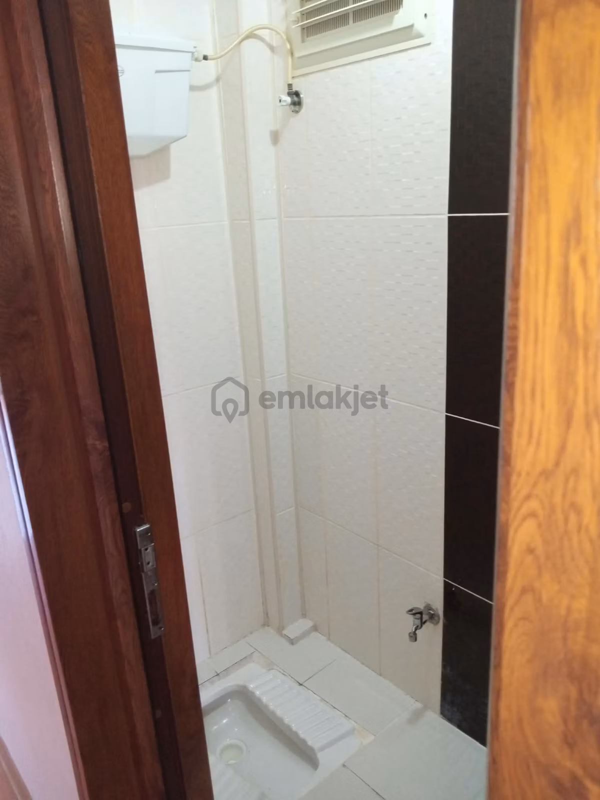 Sahibinden **çınarlı'da 110 M² Doğalgazlı Cam Balkonlu 3+1 Kiralık!** - 6