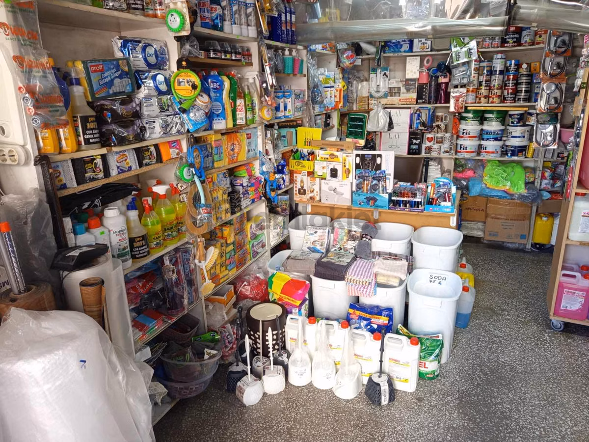 Yeni Mahalle Meydanında Devren Satılık Dükkan - 12