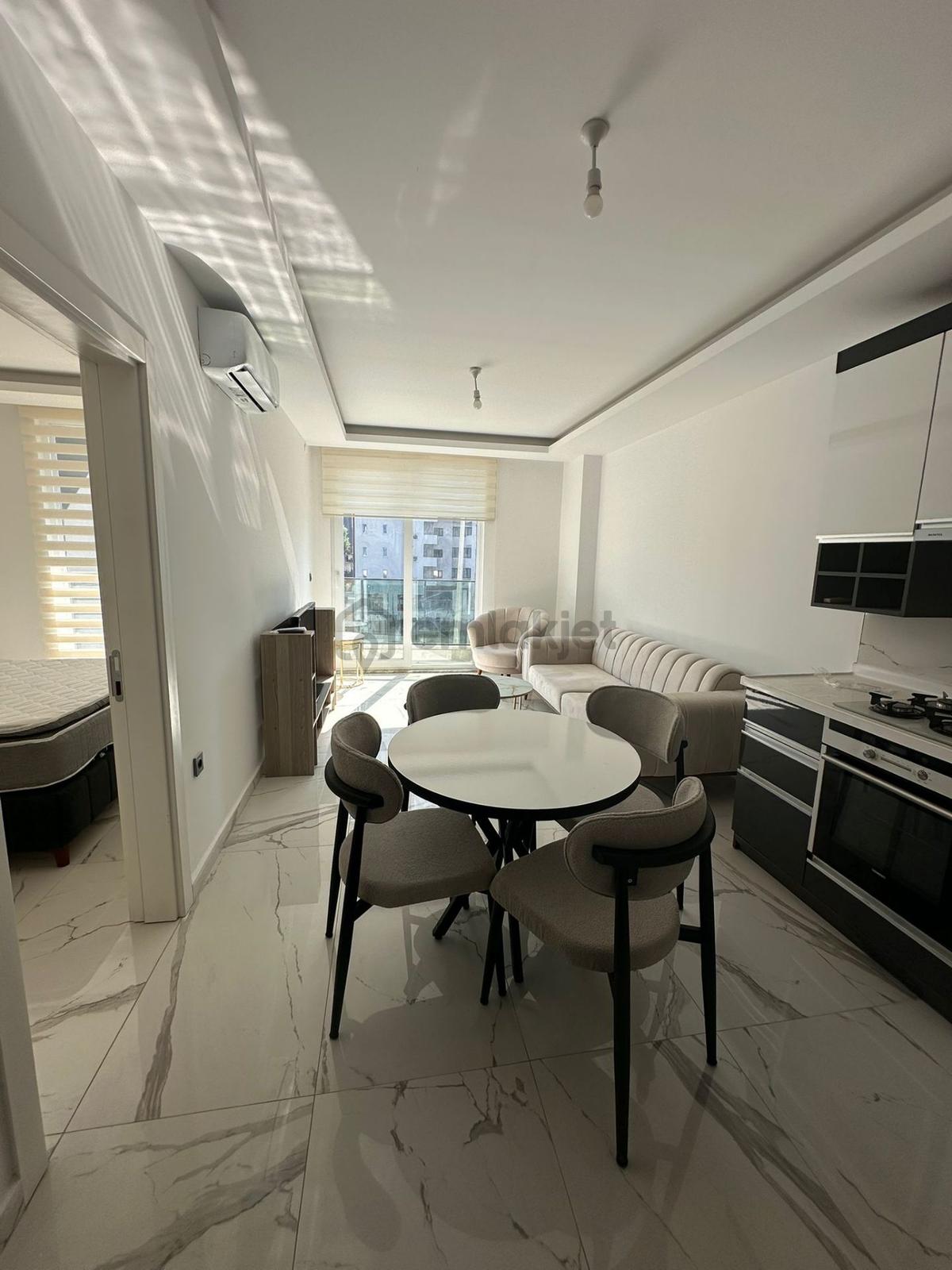 Mahmutlar Mahallesi Nirvana Rezidans'ta 1+1 Eşyalı Kiralık Daire