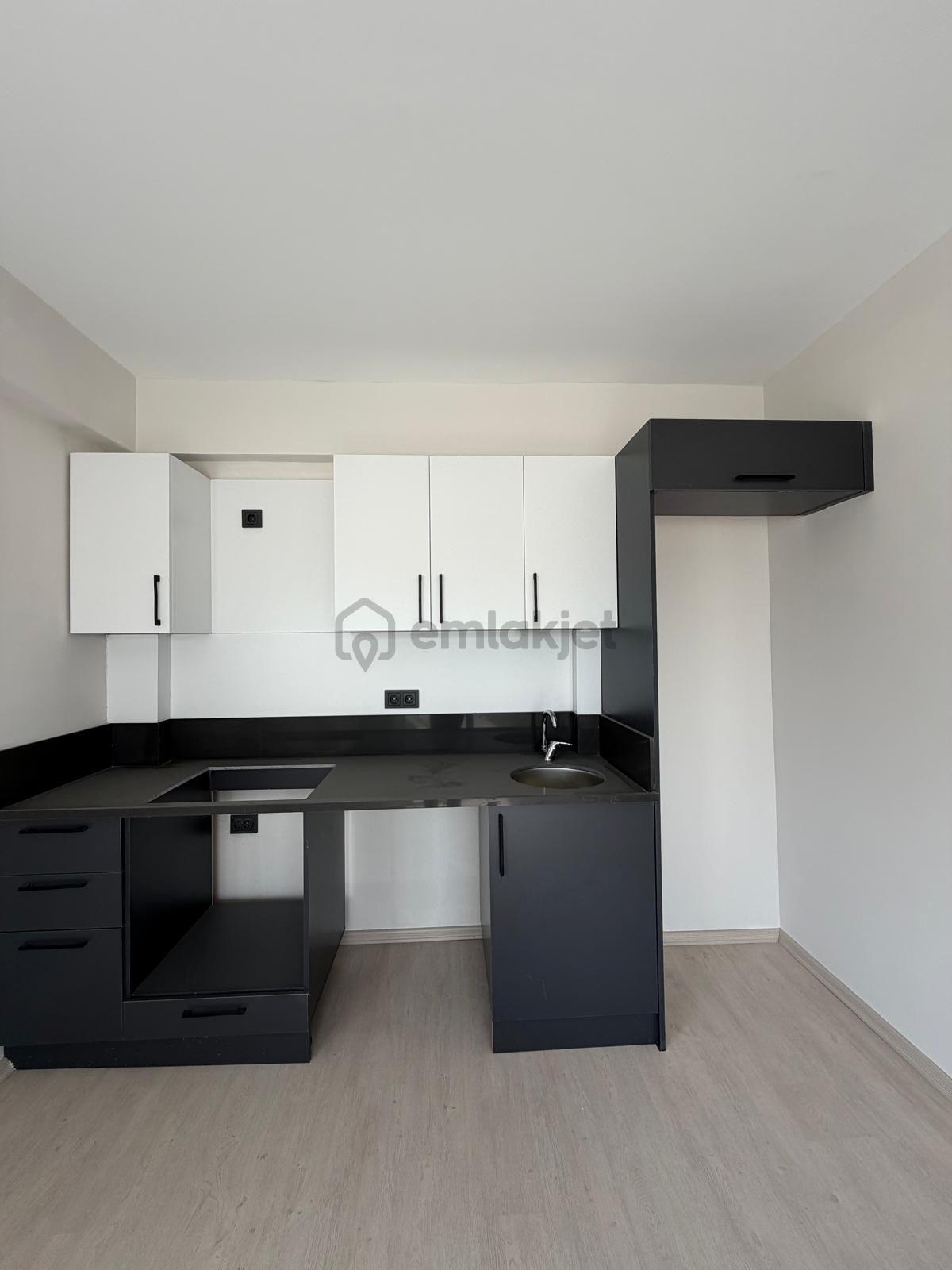 Bulvar Üzeri*1+1*uygun Fiyatlı Daire! - 10