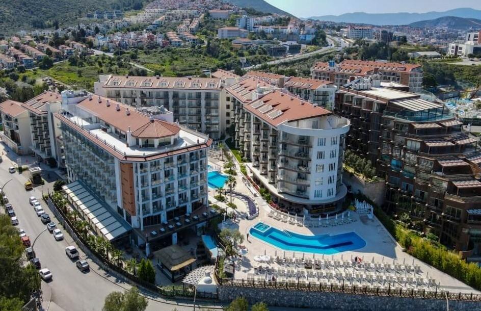 Kuşadası Ramada'da Satılık Full Eşyalı 1+1 Daire - 2