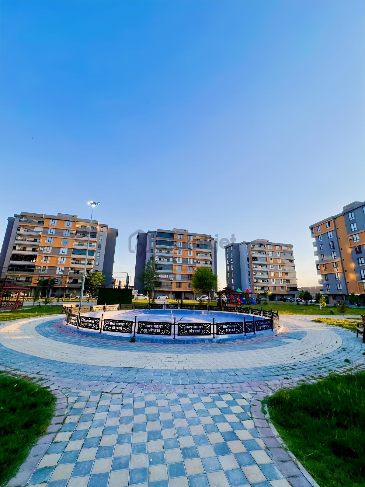 Batıkent Sitesinde Satılık Lüx Daire - 6