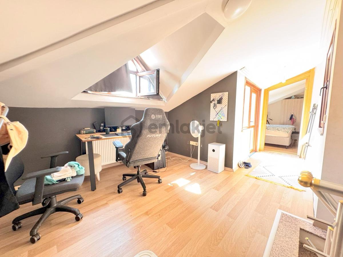 Remax Nafi'den Kağıthane Ortabayır Satılık 2.5+1 Dublex Daire - 20