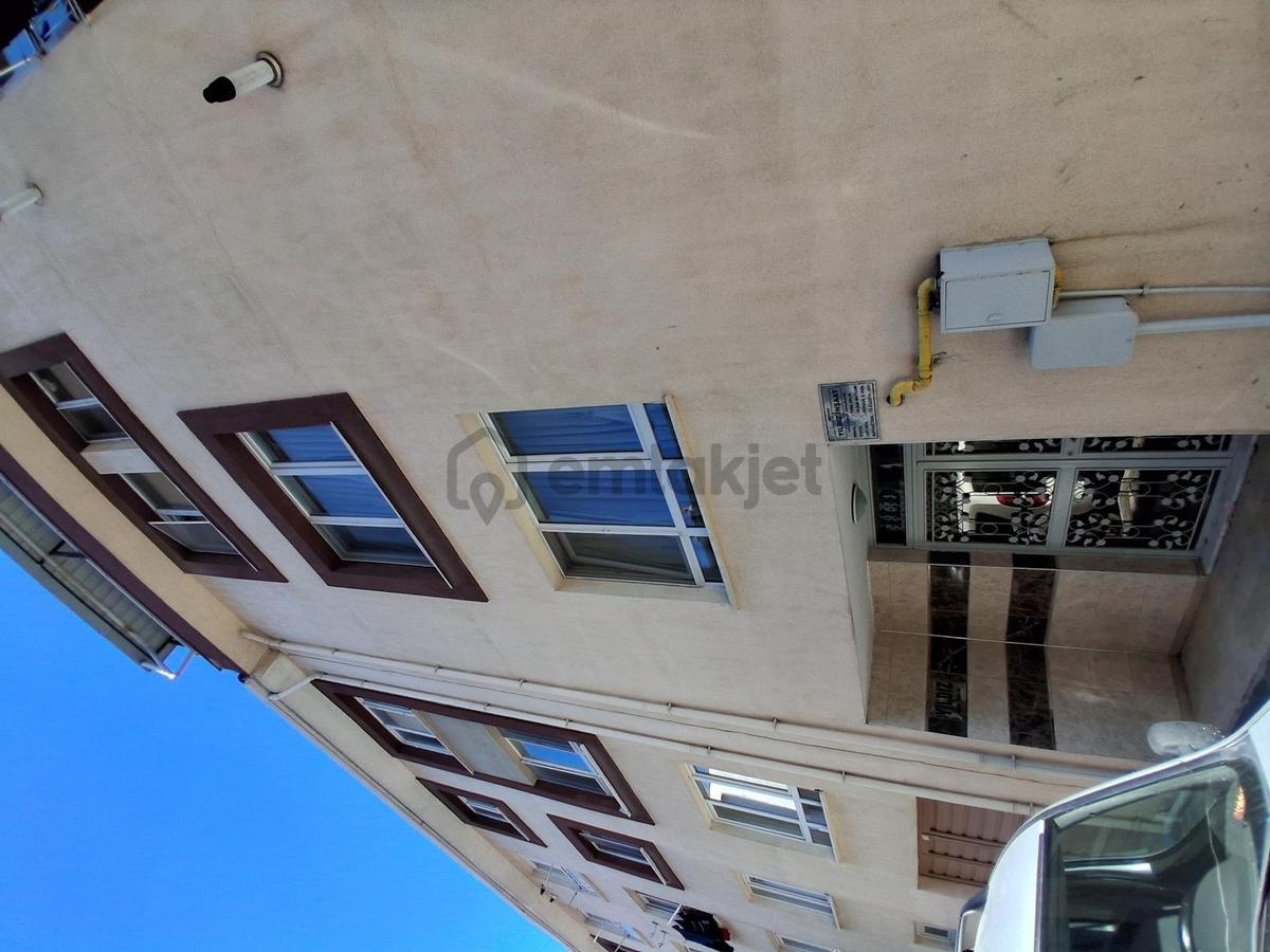 Ar-053 Emek Mah. 1+1 55m2 Ertaş Cd. Dibi Kiralık Daire - 12