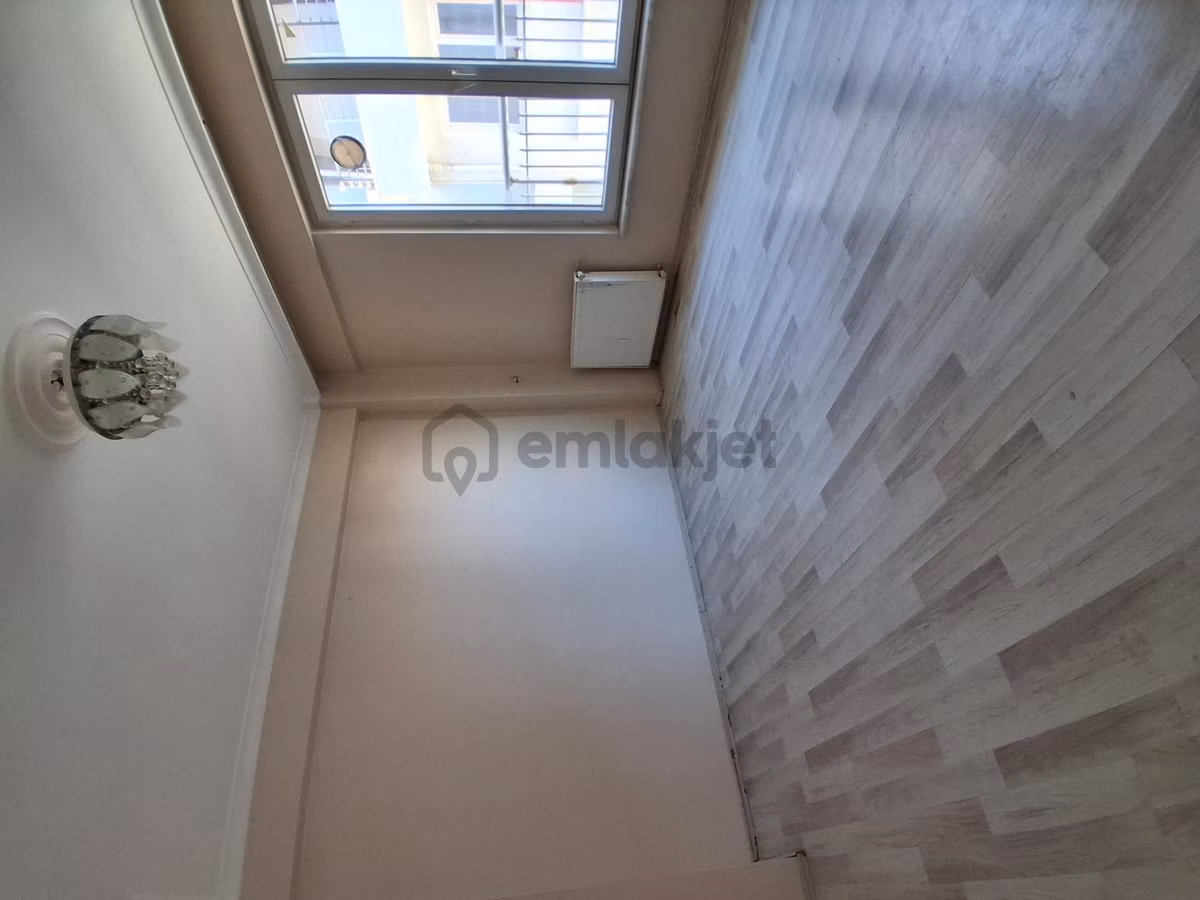 Ar-053 Emek Mah. 1+1 55m2 Ertaş Cd. Dibi Kiralık Daire - 5