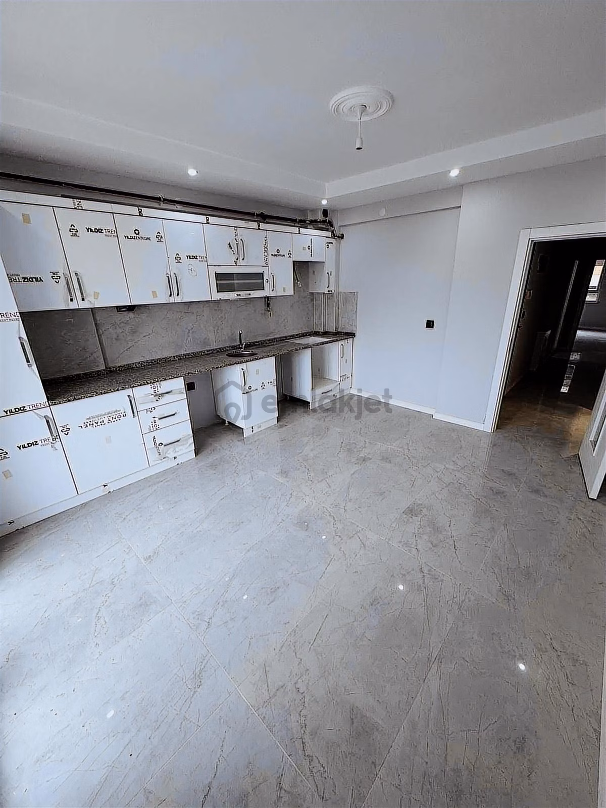 Ad-desticiler 71 Evler Şehir Hst Yakın 3+1 Kullanışlı Daire - 4