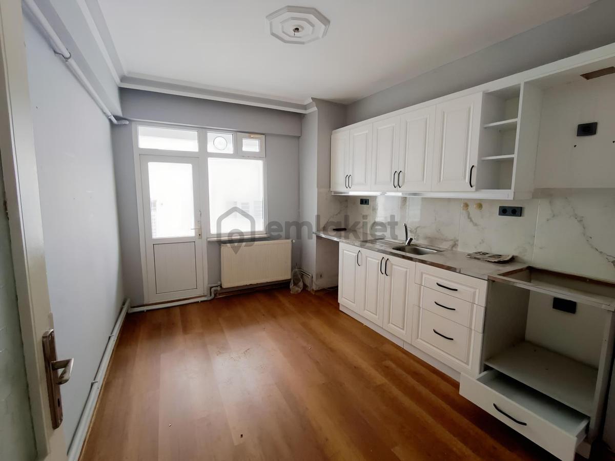 İlkadım Bulvar Üzerinde Satılık Daire Rasathane Mahallesi - 5