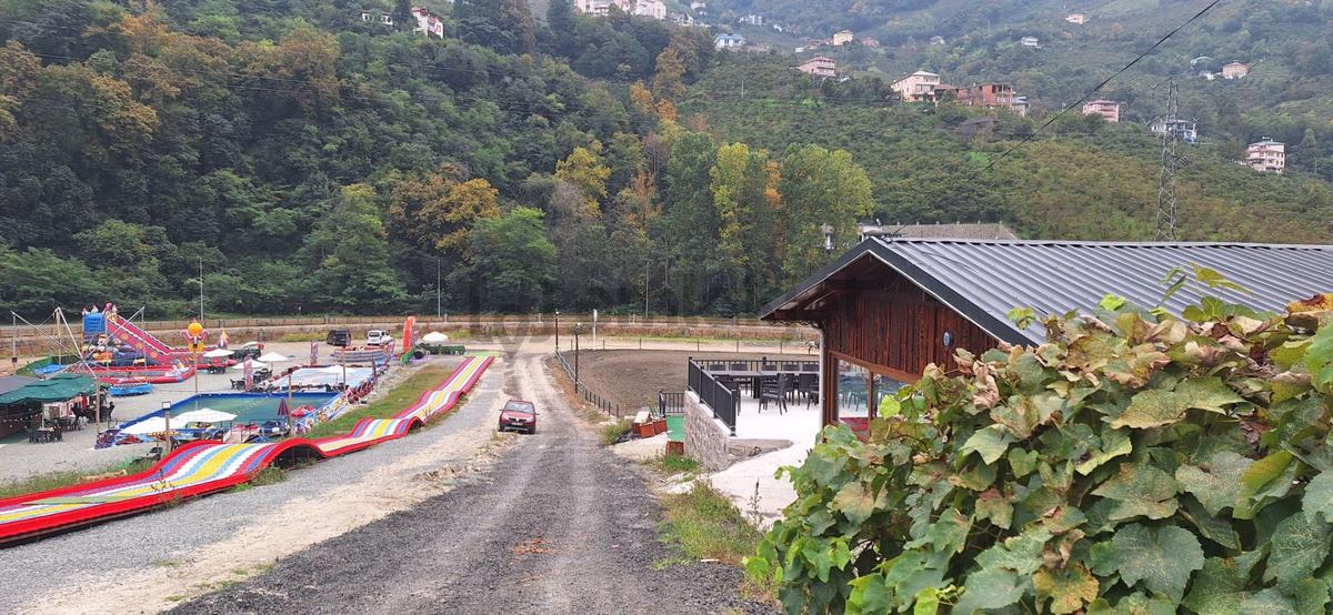 Akçaabat Derecik'te Devren Kiralık Göl Manzaralı Kafe - 2