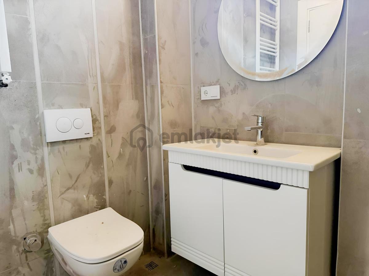 Eminpaşa Mahallesinde Kiralık Lüks 4+1 Villa - 31
