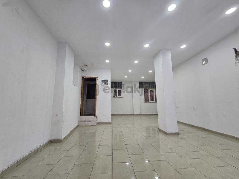75.yıl Mahallesinde Kiralık Dükkan - 4
