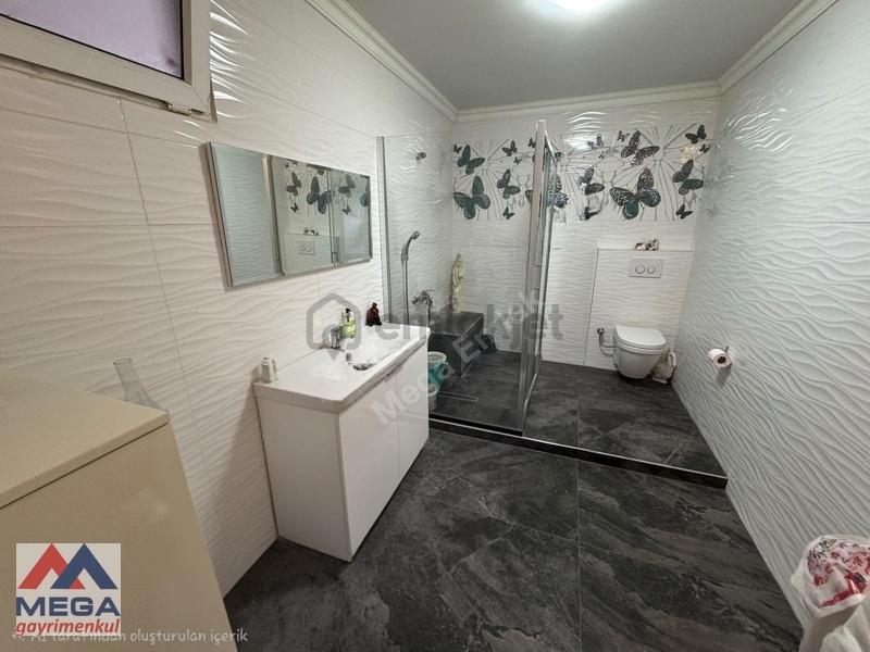 Kozyatağında Teraslı 4+2 Satılık Dubleks Daire - 27