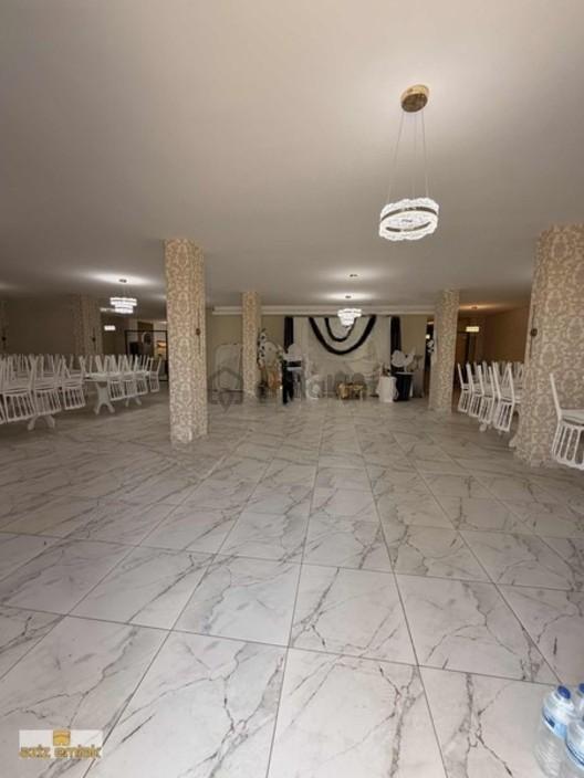 Yalınayak'ta Kiralık Dükkan - 4