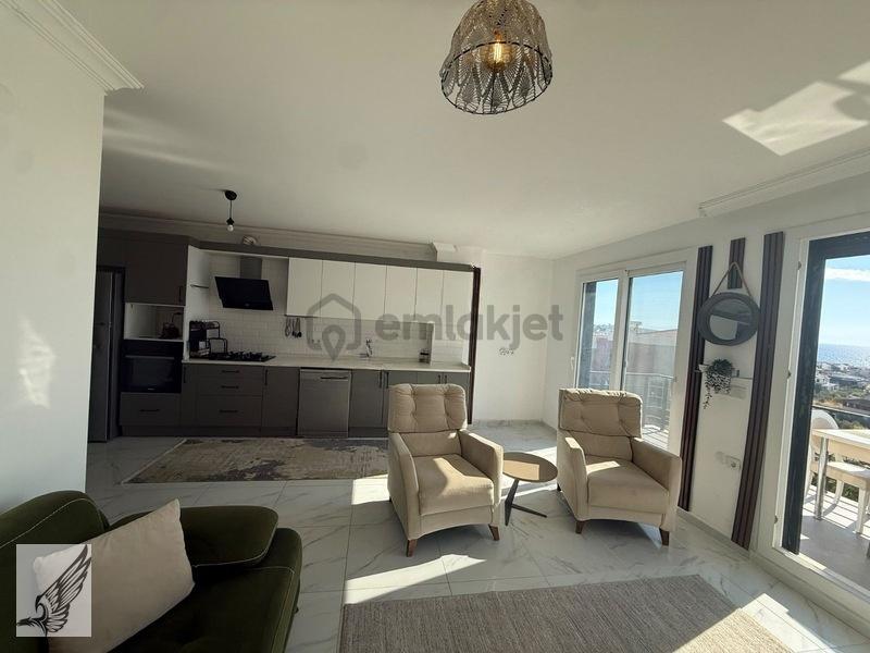 Seferihisar Akarca'da Deniz Manzaralı Satılık Tripleks Villa - 14