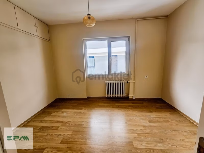 İzmir Hatay İnönü Caddesinde 160m2 Kiralık Daire - 14