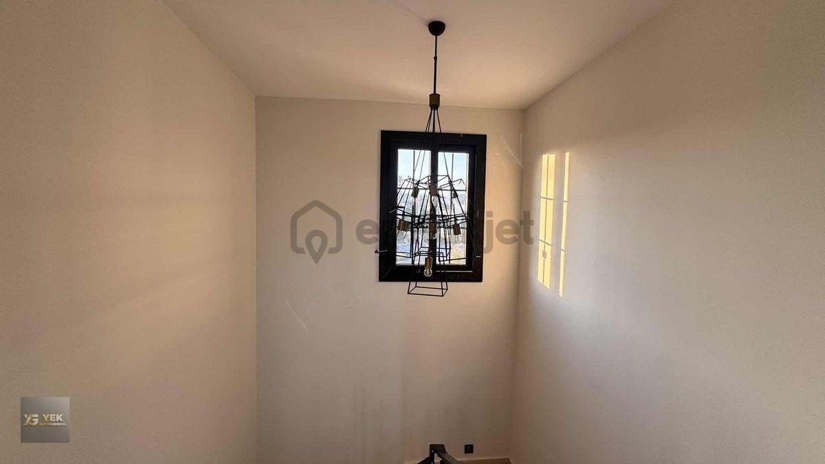 Mersin Erdemli Aslanlı Mahallesinde Özel Mimarili Villa - 6