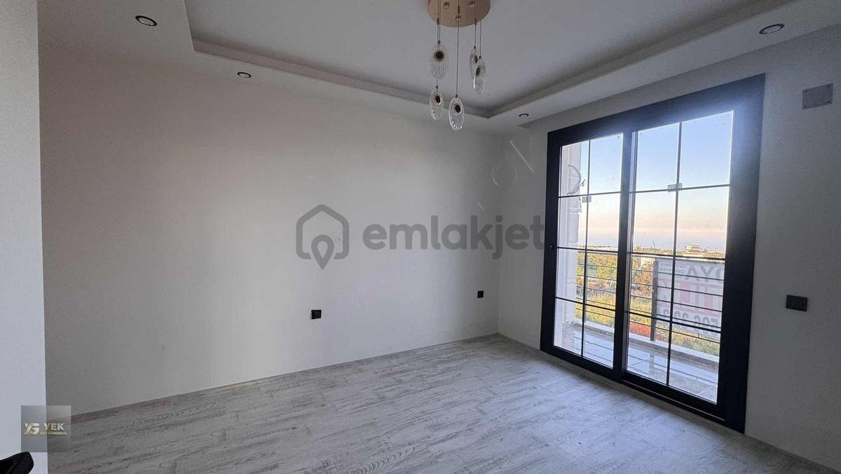 Mersin Erdemli Aslanlı Mahallesinde Özel Mimarili Villa - 3