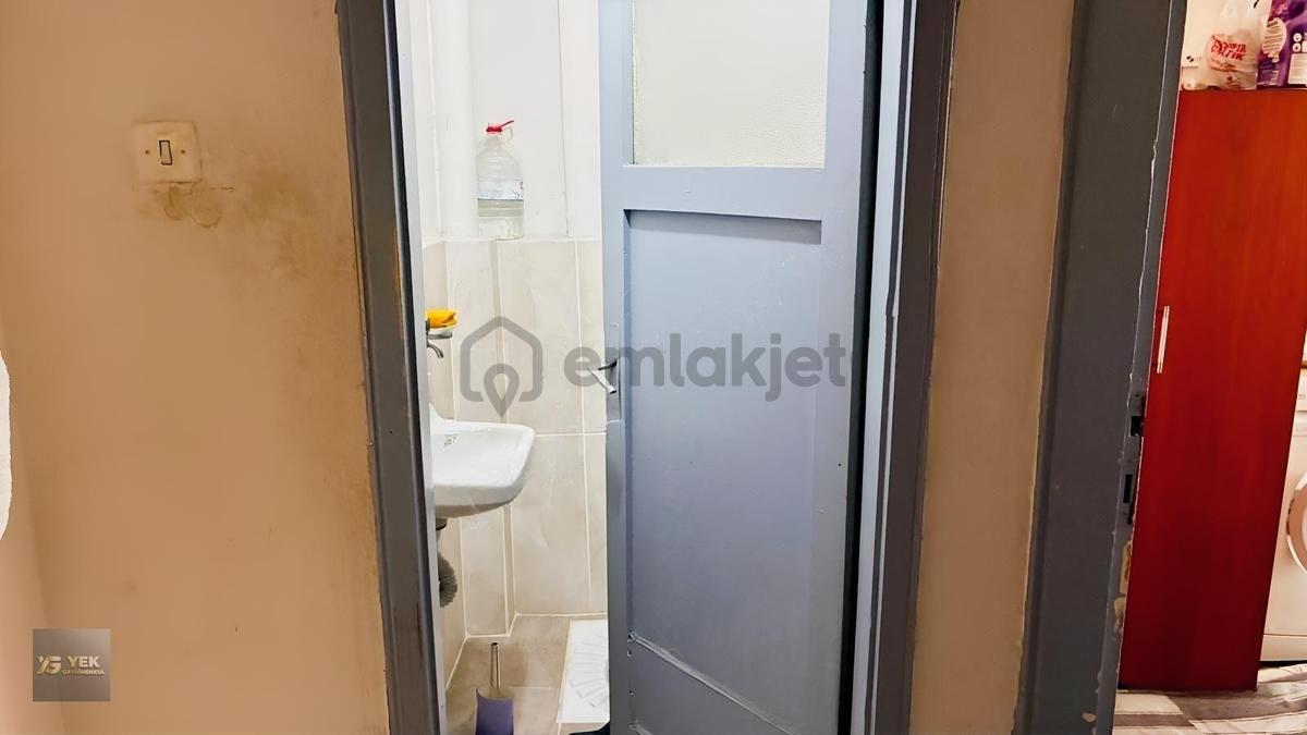 Mersin Akdeniz Mahallesinde Satılık 2+1 Bagimsiz Mutfak Daire - 9