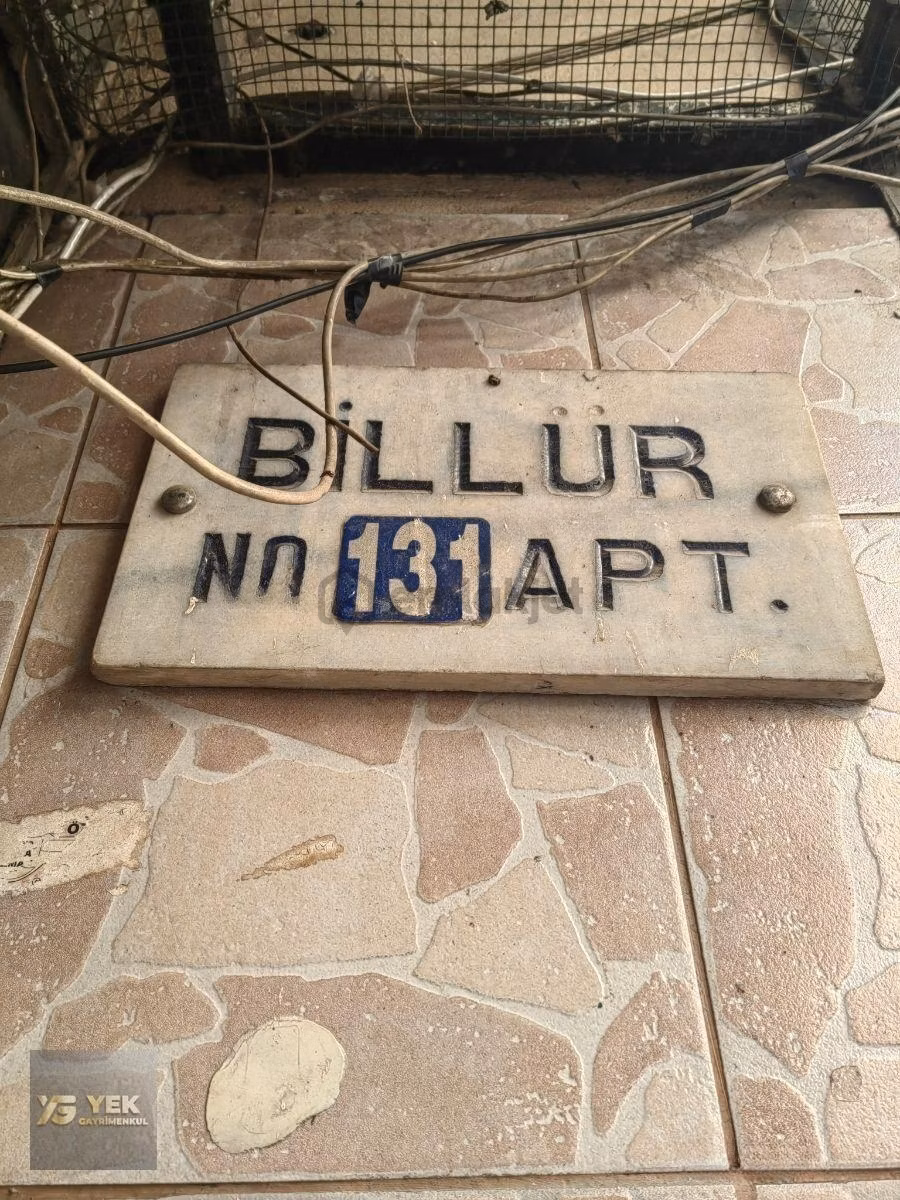 Mersin Akdeniz Mahallesinde Satılık 2+1 Bagimsiz Mutfak Daire