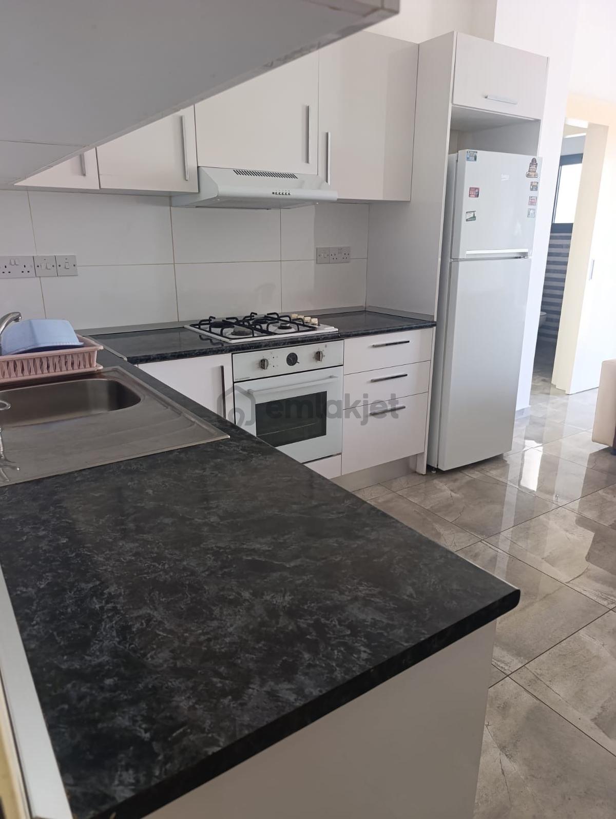 Küçük Kaymaklı Kiralık 2+1 Daire - 2