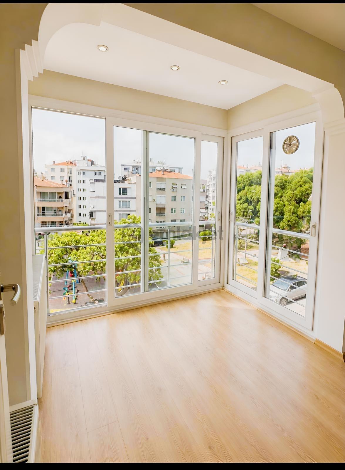 Amerikan Koleji Yakınında Bakımlı 3+1 Daire